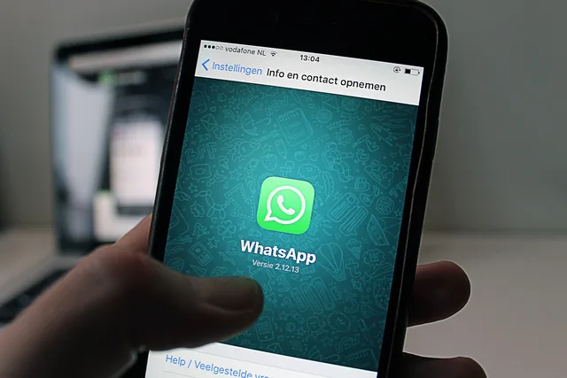whatsapp, tech, technology, iphone, app, phone, text message, message, chat, smartphone, application, to chat, whatsapp, whatsapp, whatsapp, whatsapp, whatsapp. Volunteer messaging migration case: a fictional example