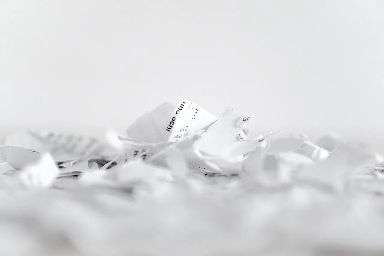 paper, shredder, flakes, recycling, cut, shredded paper, shredding, paper strip, shredded, disposal, document shredder, privacy policy, waste paper, crushed, paper industry, garbage, paper, paper, paper, paper, paper, privacy policy, privacy policy. Privacy rights compared: access, correction and deletion