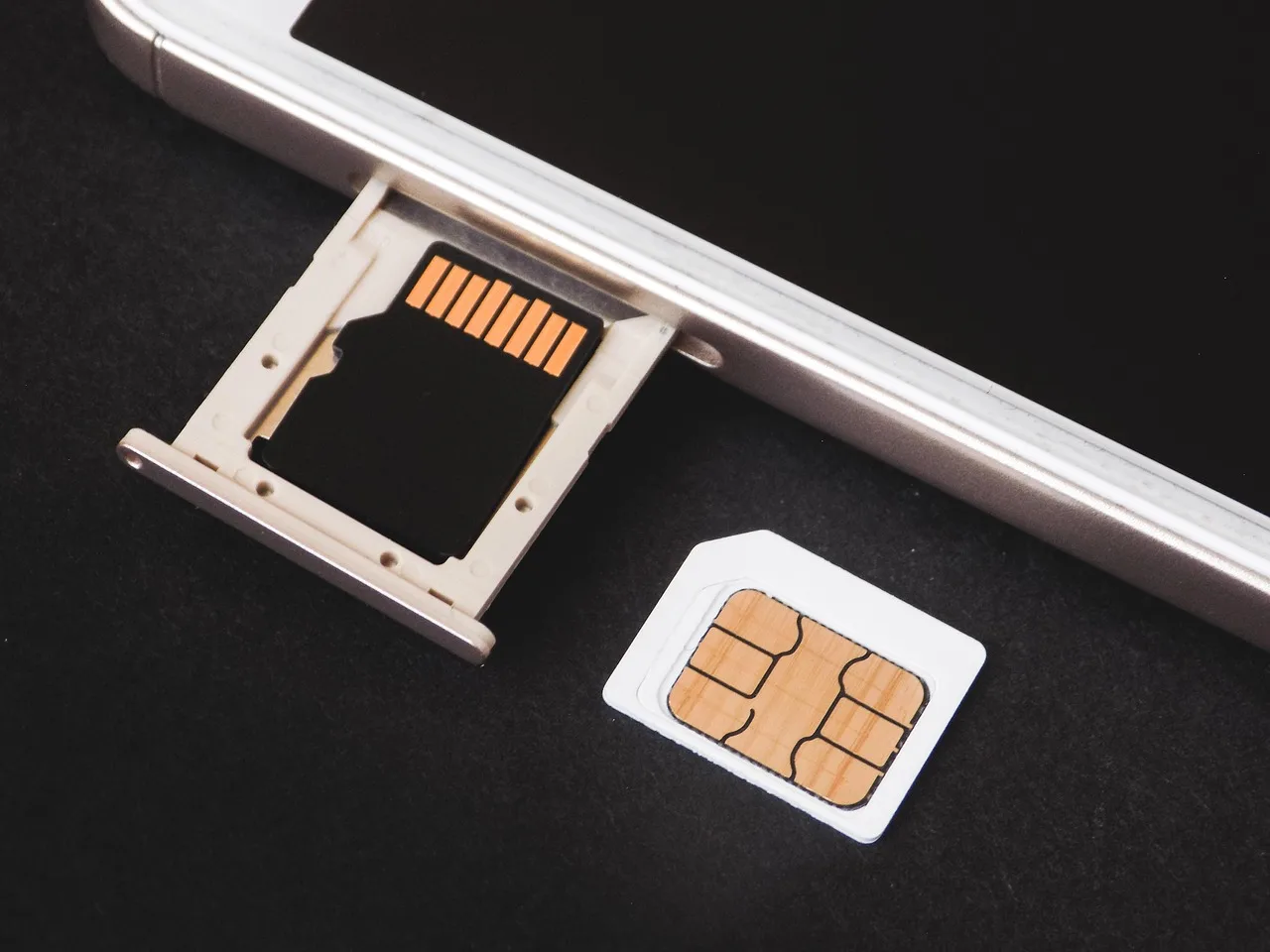 sim card, card, memory, micro sd, telephone, technology, mobile, communication, cellular, phones, telecommunication, cards, gsm, sms, connection, smartphone, tray, networks, cells, slot, adapter, nano, sim card, sim card, sim card, sim card, sim card. SIM-swap and phone porting fraud in Canada, CRTC rules and carrier steps